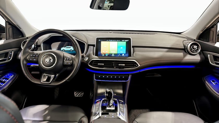 Bild 4 av MG EHS PHEV