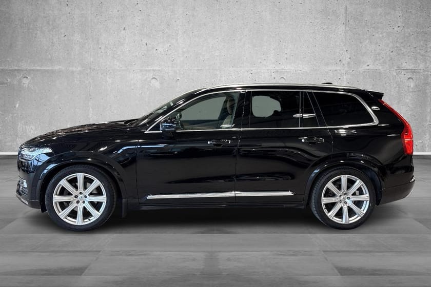 Bilde 2 av Volvo XC90 D5 AWD Inscription Lav-km Utstyrsbombe Sjelden!!