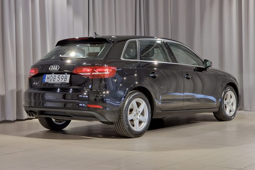 Bild 4 av Audi A3 Sportback 35 TFSI Proline / / 150 HK / Adaptiv farthållare