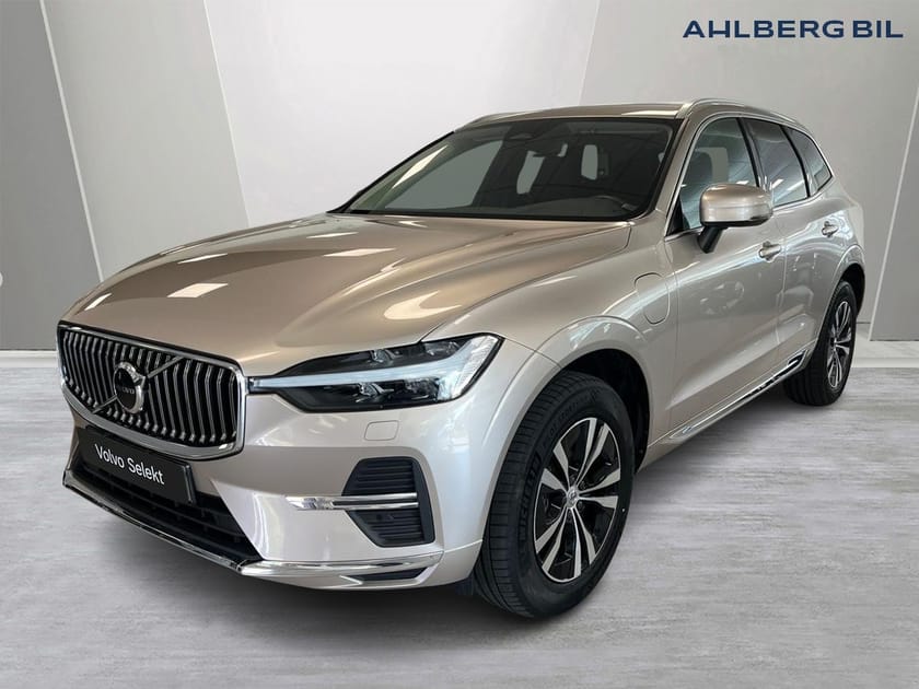 Bild 4 av Volvo XC60 T6 Core Special Edition Dragkrok Halvautomatisk, Panorama, Parkeringskamera Bak, Apple Carplay, Google Maps