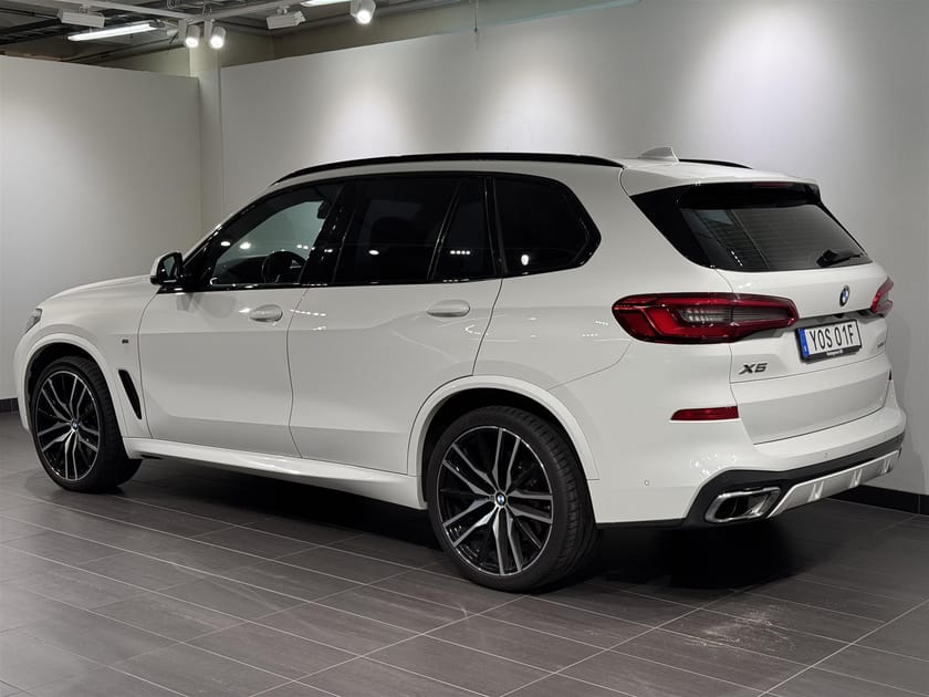 Bild 2 av BMW X5 xDrive40i M-Sport H K 22 Kamera Navi PDC