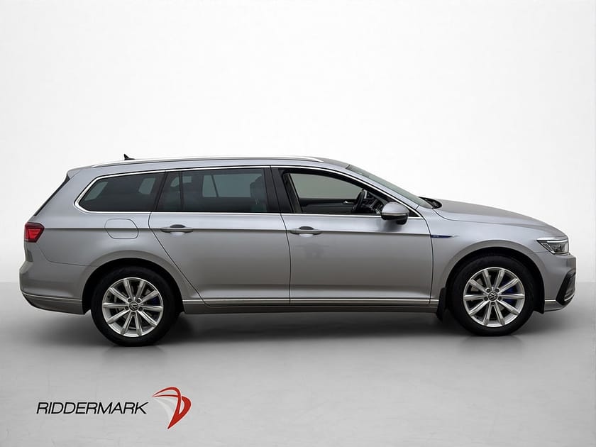 Bild 4 av Volkswagen Passat Sportscombi GTE 218hk Kamera Navi CarPlay Adaptiv-Fart