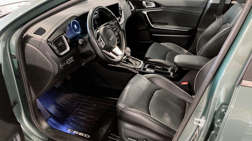 Bild 4 av Kia Ceed Sportswagon Plug-in Hybrid SW PHEV ADVANCE PLUS, PANORAMA