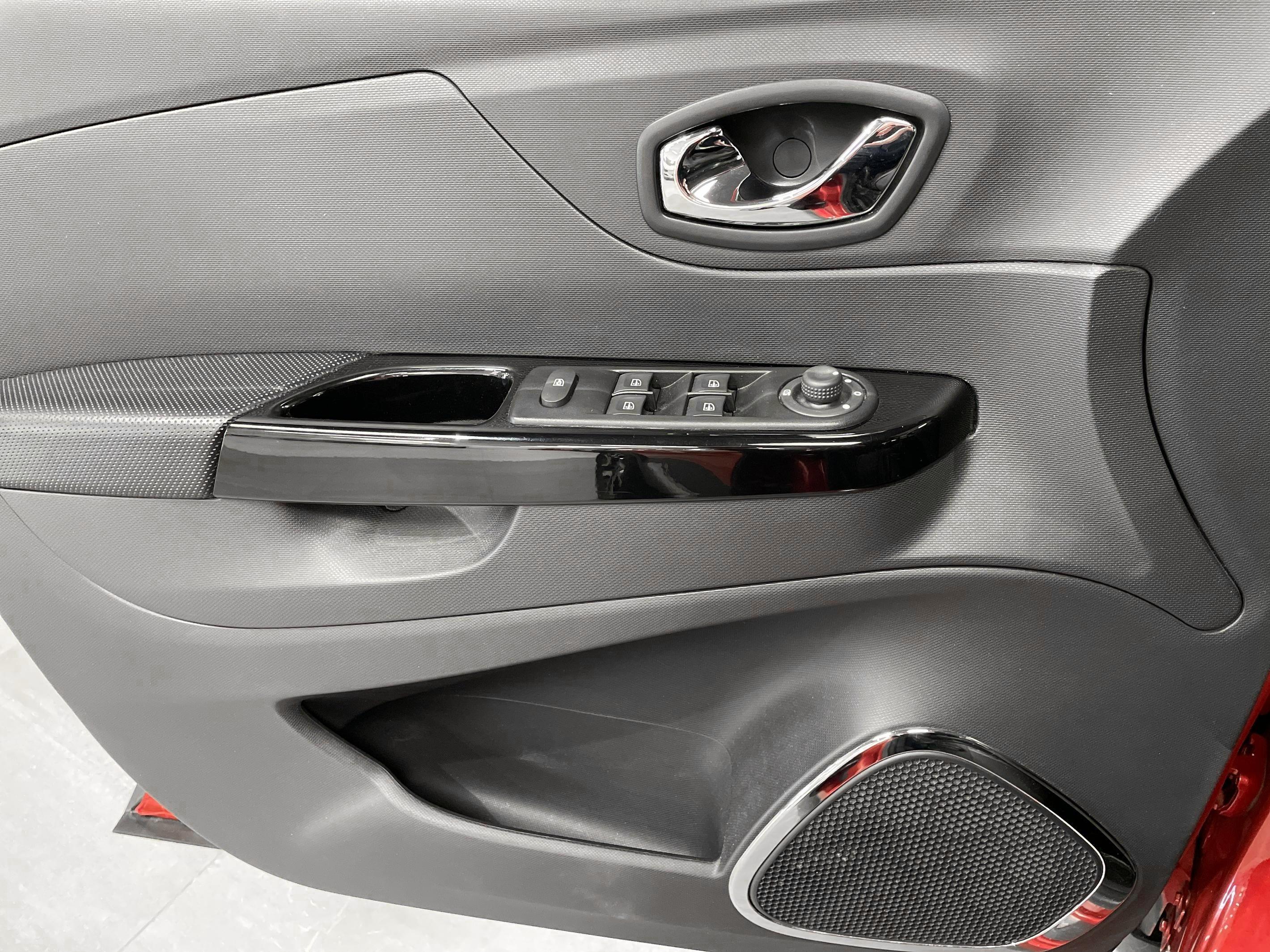 Renault Captur 0.9 TCe Manual, 90hp, 2015