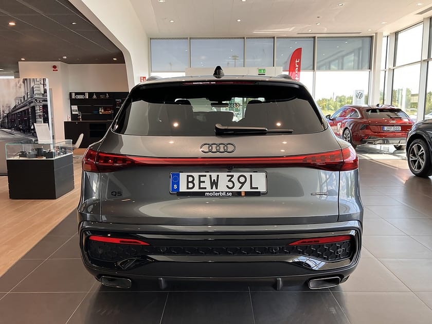Bild 4 av Audi Q5 e-hybrid quattro Sportback SUV 367hk Luft 21"