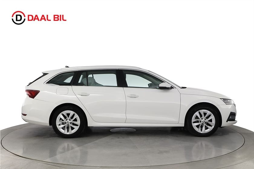 Bild 5 av Škoda Octavia Kombi 2.0 TDI 150HK STYLE DRAG P-VÄRM COCKPIT B-KAM NFC
