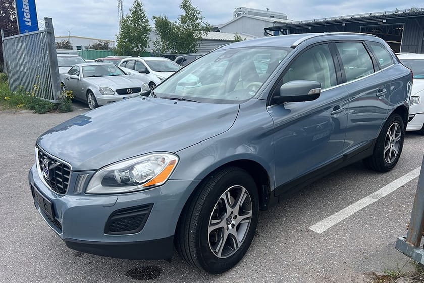 Bild 4 av Volvo XC60 D3 AWD Geartronic Summum Värmare Drag