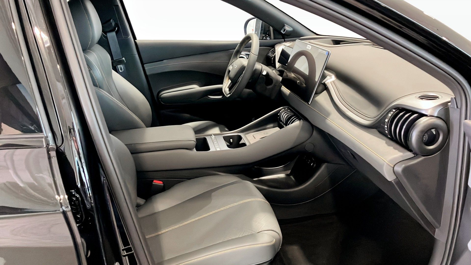 BYD Atto 3 EVO EXCELLENCE 2026, bild 3/9