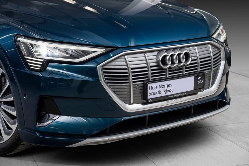 Bilde 2 av Audi e-tron 55 quattro 55/S-Line/ACC/Night-v//360/Matrix/HUD/Luft/Krok/B&O