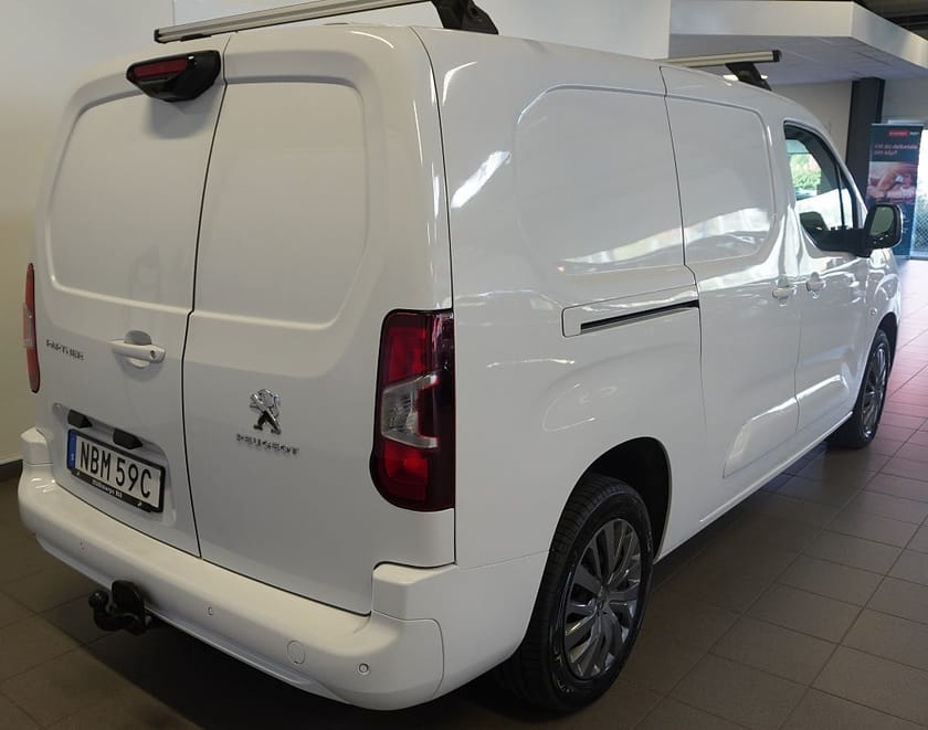 Bild 3 av Peugeot Partner Utökad Last 1.5 BlueHDi 100 L2/DRAG/VÄRMARE/KAMERA