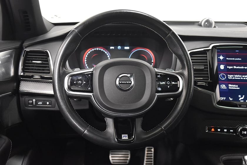 Bild 2 av Volvo XC90 T8 AWD 7-sits B&W Pano Luft HUD Drag Massage 407hk