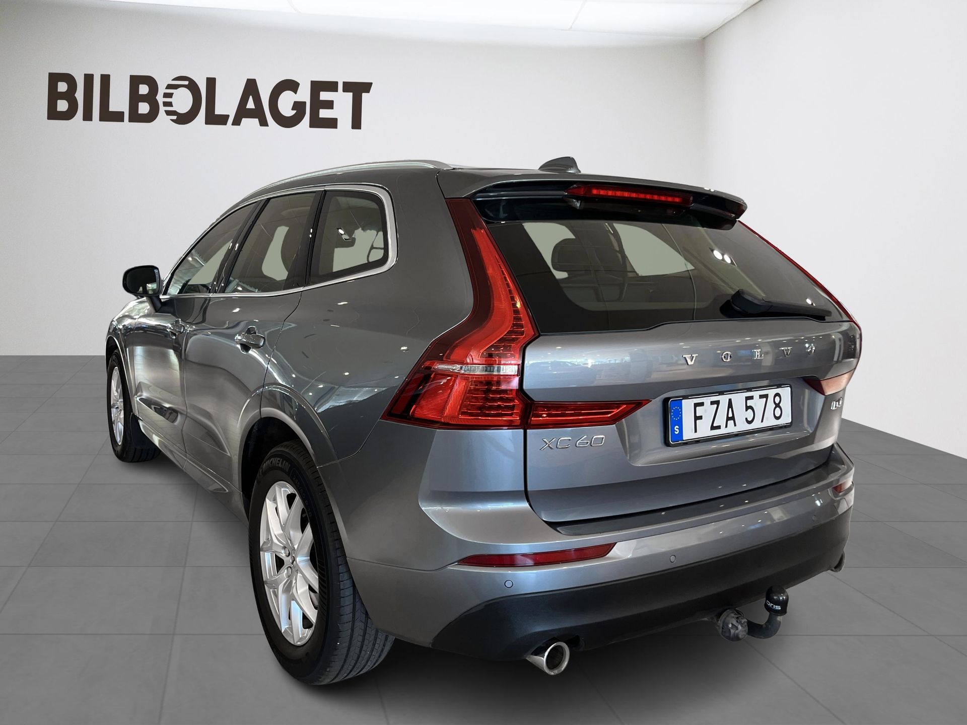 Volvo XC60 2019, kuva 4/10