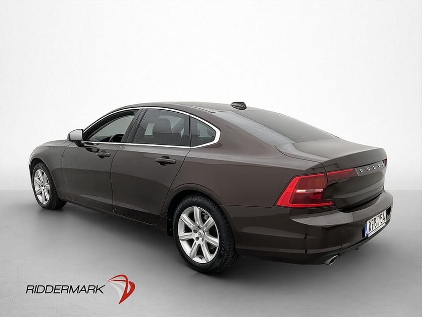 Bild 5 av Volvo S90 D4 190hk Momentum Värmare 4-Zons klima Navi BLIS