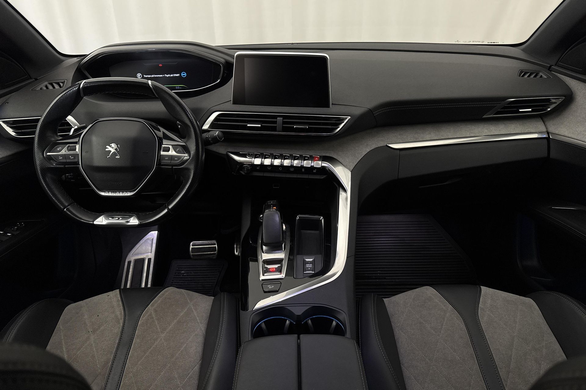 Peugeot 3008 GT HYBRID4 2019, bild 7/10