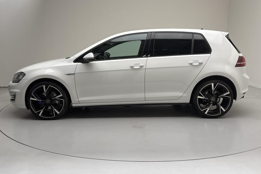 Bild 2 av Volkswagen Golf GTE VII 5dr (204hk) Drag Backkamera