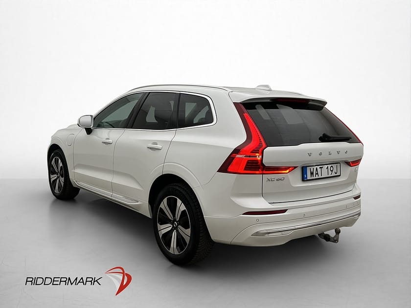 Bild 5 av Volvo XC60 T6 AWD 350hk Core Lounge Pano Kamera Drag Värmare