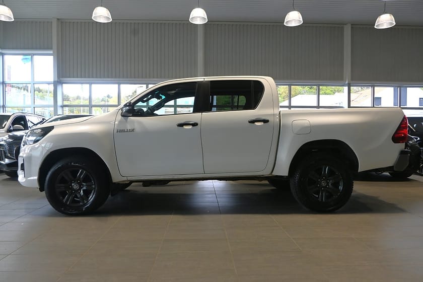 Bild 2 av Toyota Hilux Dubbelhytt 2.4 AWD 150hk Moms