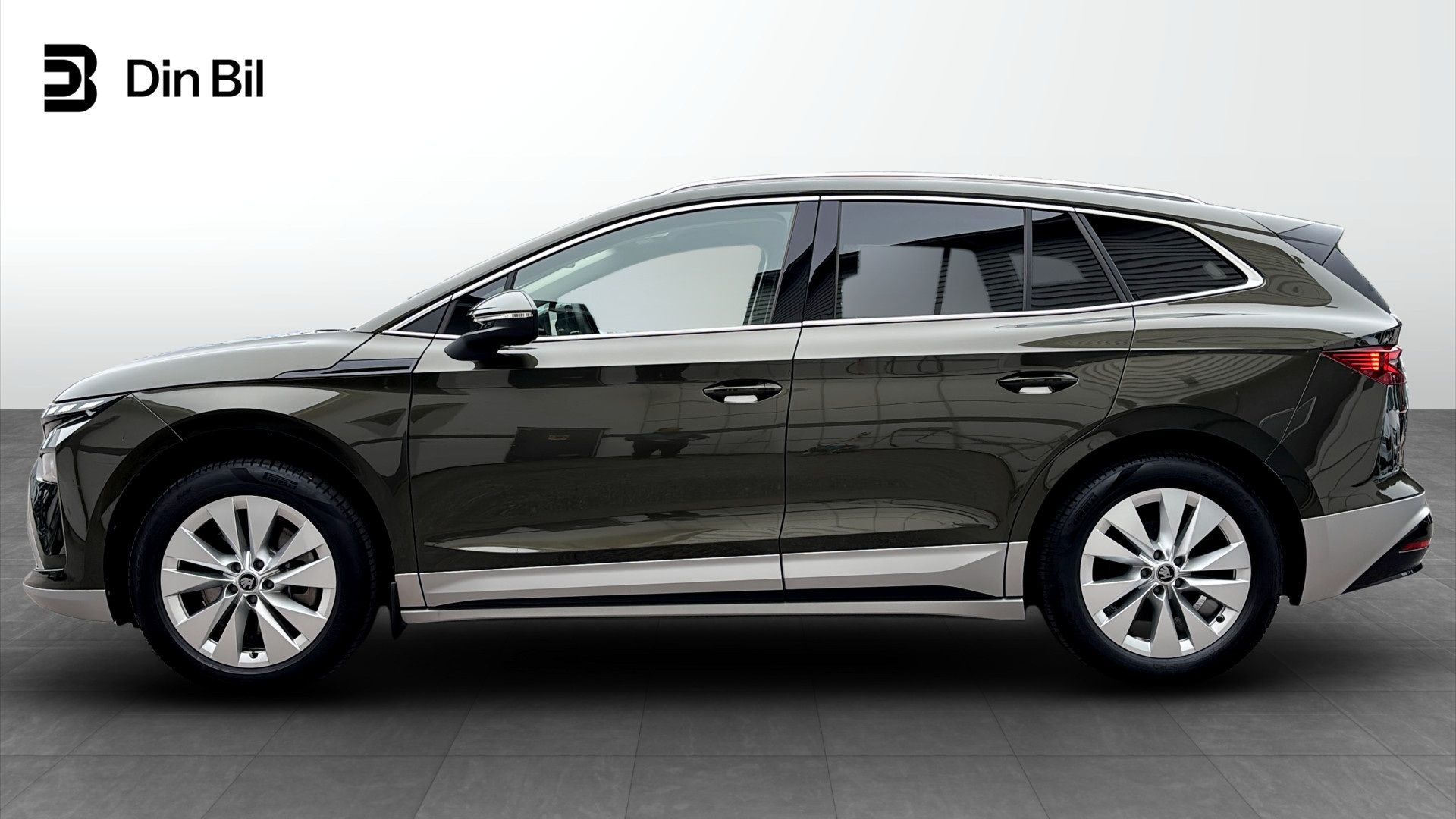 Skoda Enyaq iV 85x 2026, photo 2/10