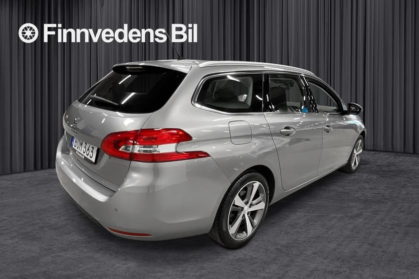 Bild 3 av Peugeot 308 SW 1.2 PureTech 131hk Aut *V-hjul/Pano*