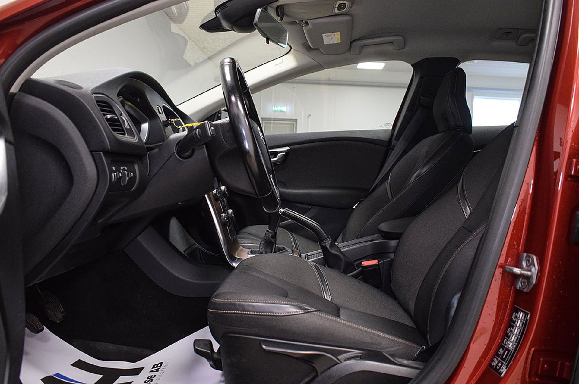 Volvo V40 Cross Country 2015, kuva 7/10