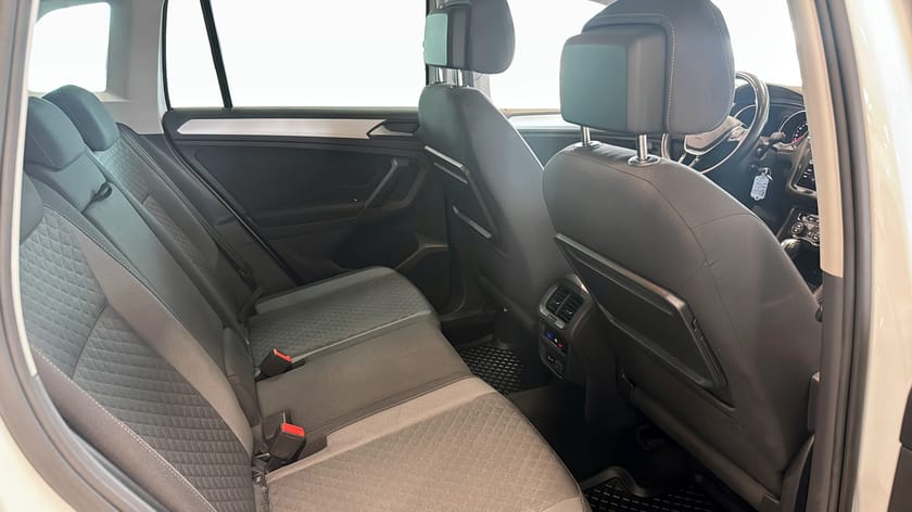 Bild 5 av Volkswagen Tiguan 2.0 TSI 4Motion DSG | 190hk | R-LINE | DRAG | VÄRMARE