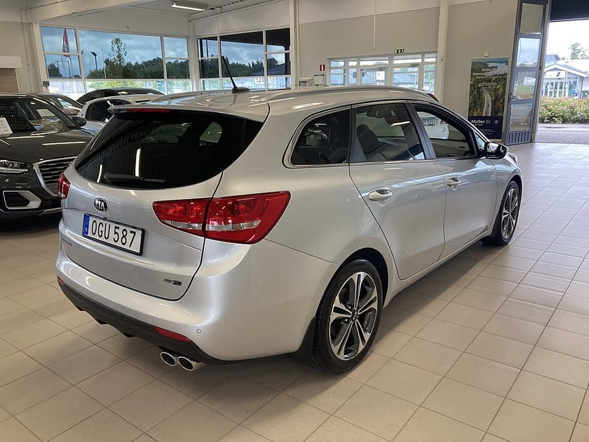 Bild 4 av Kia cee'd_sw SW GT-Line Backkamera Nav