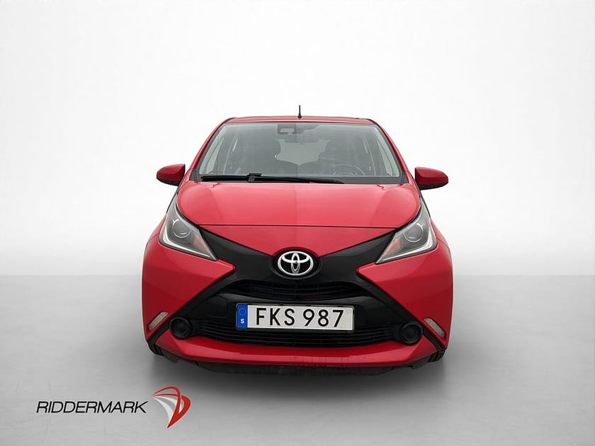 Bild 2 av Toyota Aygo 1.0 VVT-i x-shift X-Play Bluetooth 0,42l/mil
