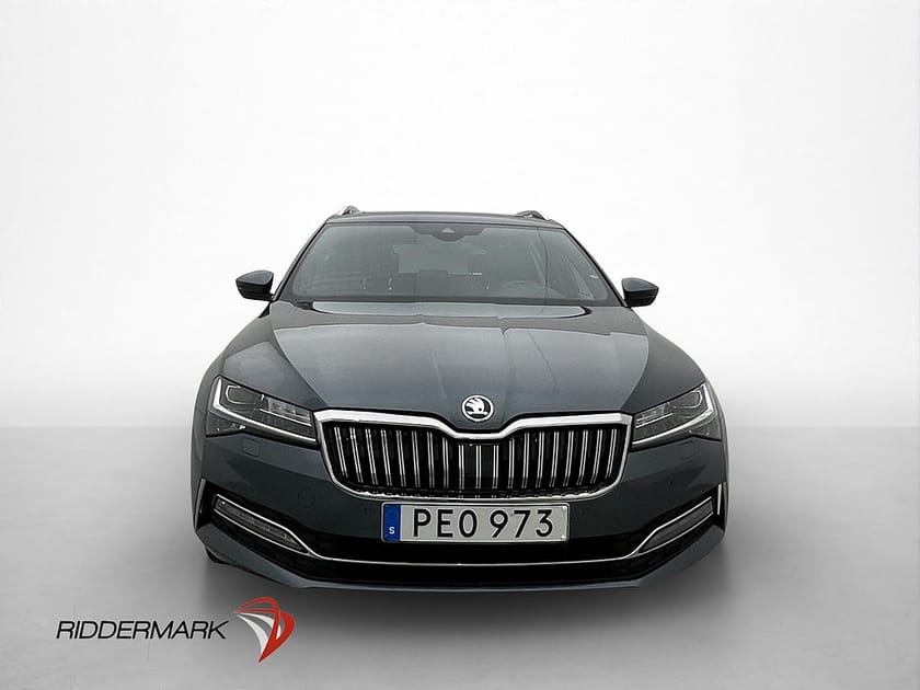 Bild 2 av Škoda Superb Kombi Skoda 2.0 TDI 4x4 L&K Drag Pano Kamera Värm