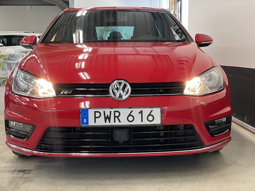 Bild 2 av Volkswagen Golf 1,4 TSI 150hk R-line Värmare 5452mil!!
