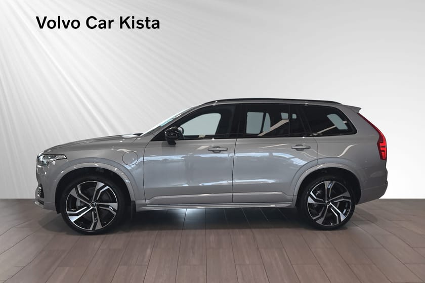 Bild 3 av Volvo XC90 T8 Ultra Dark Edition Luftfj Drag B/W HUD