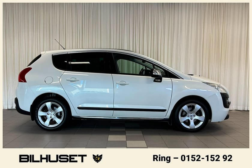 Bild 2 av Peugeot 3008 2.0 HDi FAP Euro 5 Panorama Farthållare AUX