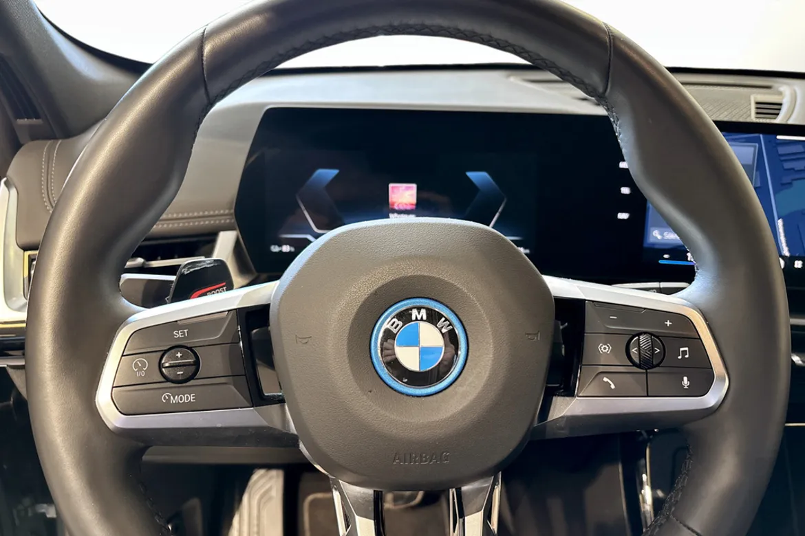 BMW iX1 xDrive30
