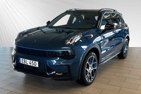 Lynk & Co 01 PHEV Panorama 360 Kam Infinity