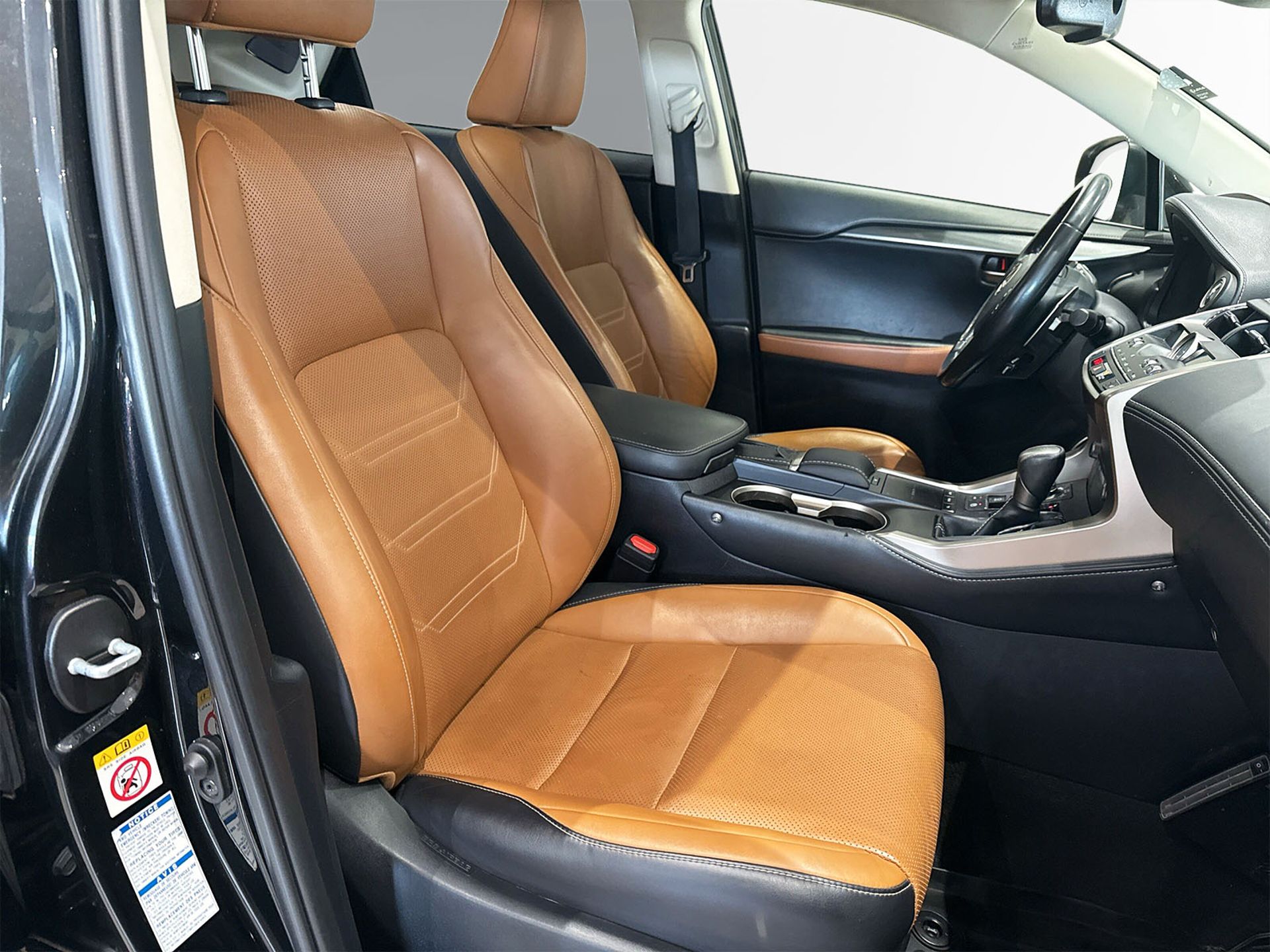 Lexus NX 300h Executive /Vhjul 2019, bild 6/11