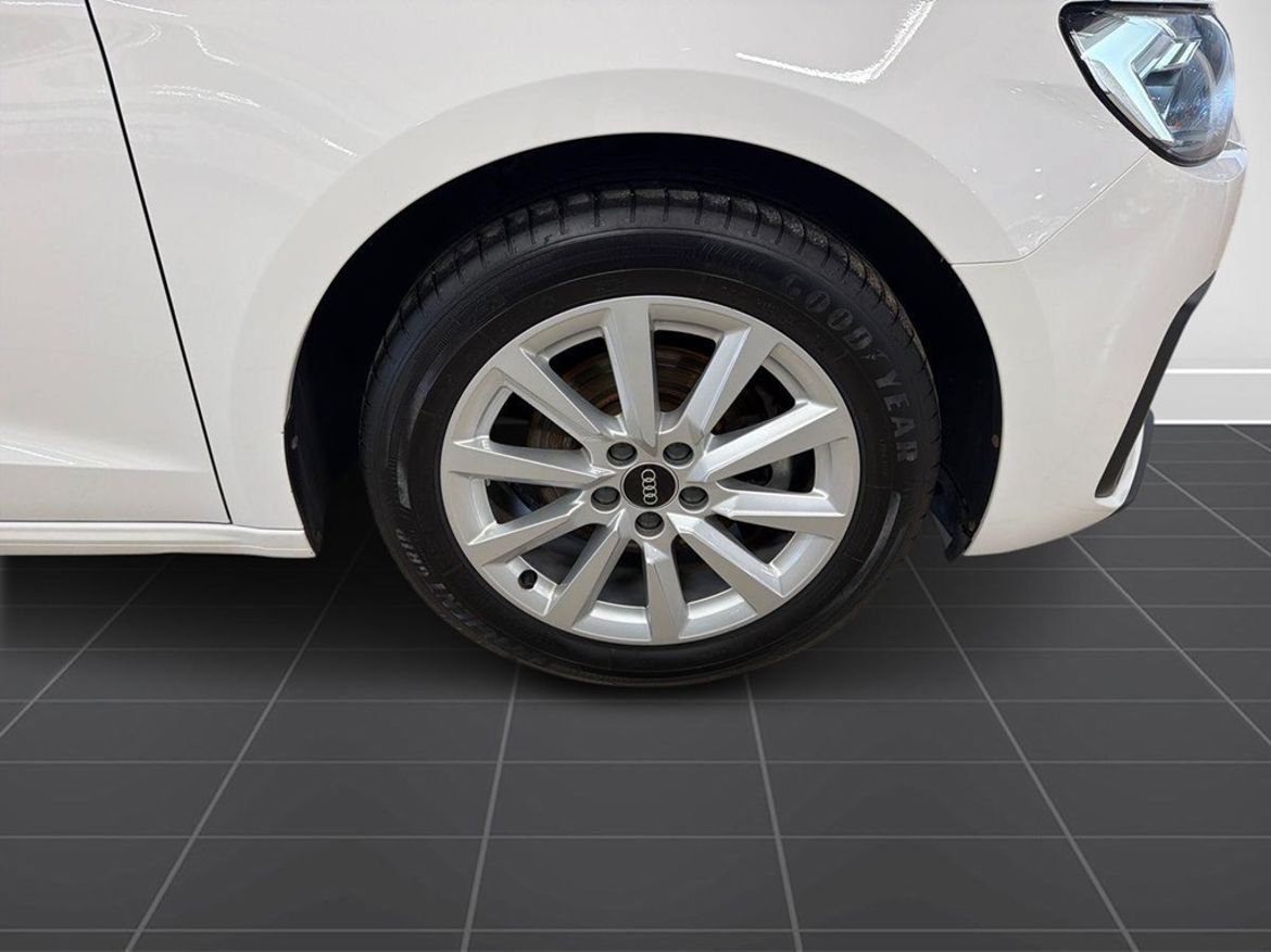 Audi Audi A1 Sportback 30 TFSI — bild 9