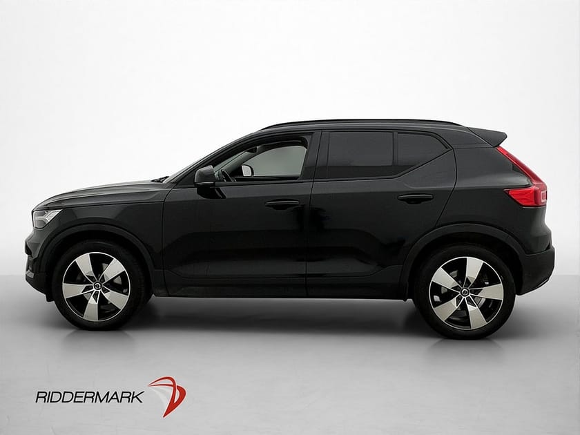 Bild 4 av Volvo XC40 D4 AWD 190hk Pano Kamera D-värm Drag Halvskinn