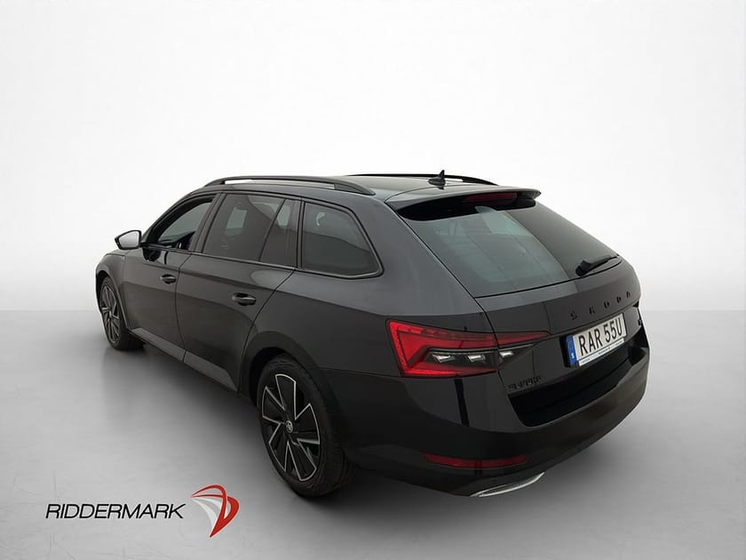 Bild 5 av Škoda Superb iV Kombi Skoda 1.4 TSI Sportline 360° Navi Drag