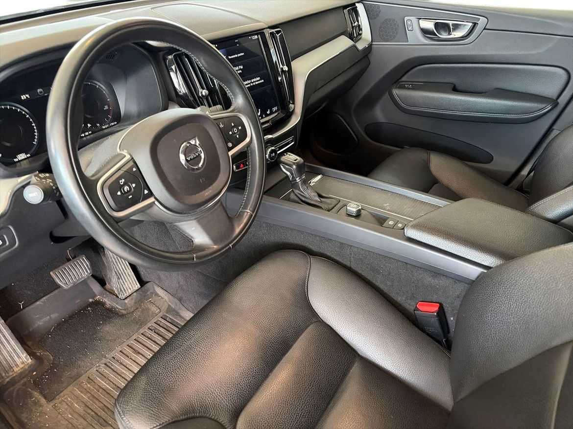 Volvo XC60 2019 - miniatyr 9