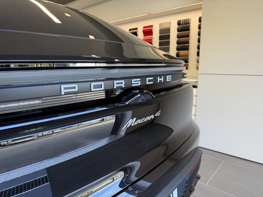 Bild 4 av Porsche Macan 4 / 408HK / Panoramatak