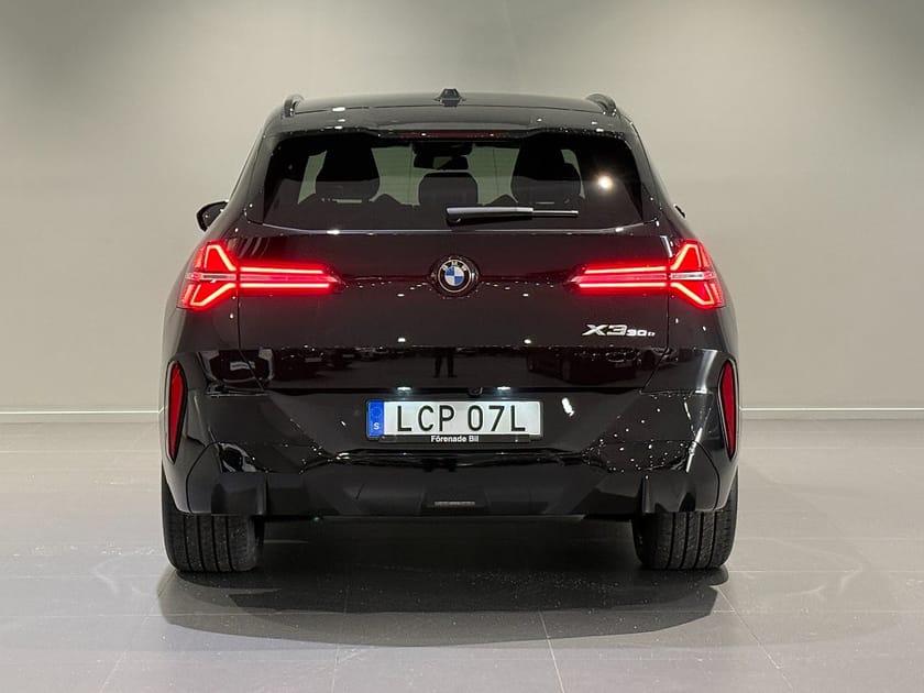 Bild 4 av BMW X3 30e xDrive M Sport Drag AdptFartH H/K Comfort RattV 20"