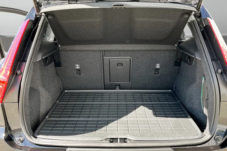 Volvo EX40 Twin Motor Performance