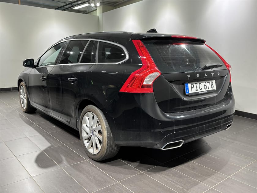 Bild 2 av Volvo V60 D4 Summum VoC Navi Elstol Keyless Läder