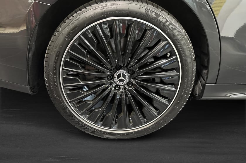 Bild 5 av Mercedes-Benz E 300 e sedan / Advanced Edition