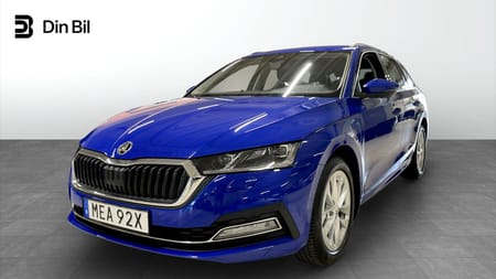 Škoda Octavia Kombi iV 204hk Laddhybrid Business Edition Värmare Canto