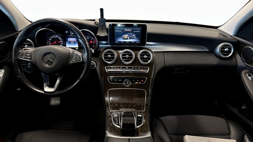 Bild 4 av Mercedes-Benz C 220 T d 4MATIC C220 KOMBI Värmare NAVI