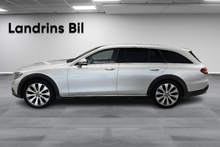 Bild 4 av Mercedes-Benz E 220 d 4MATIC All-Terrain 