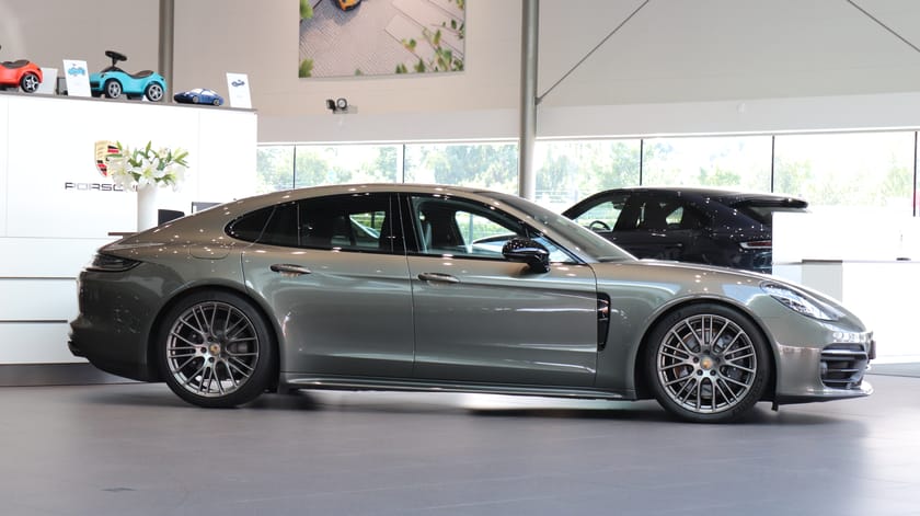 Bild 3 av Porsche Panamera 4 E-Hybrid 
