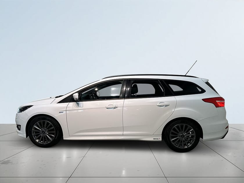 Bild 4 av Ford Focus Kombi 1.5 EcoBoost ST-Line Drag Psens Kamera Mvärm SoV