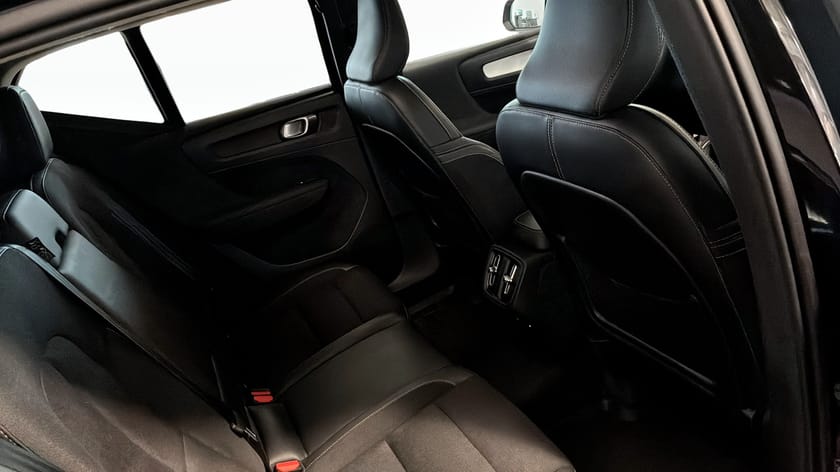 Bild 5 av Volvo XC40 T3 Geartronic, 163hk, Momentum, 1 ÅRS GARANTI