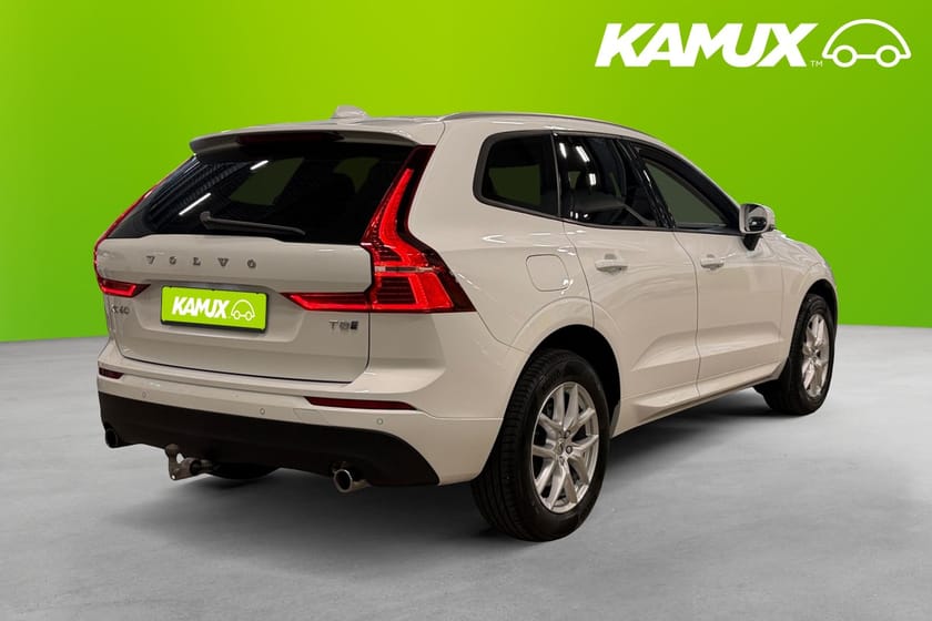 Bild 4 av Volvo XC60 T8 Twin Engine AWD Momentum Pano Drag  392hk